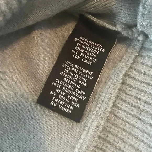 Grace The Perfect Fit Button Side Pullover Women's Sweater Size Medium - Picture 3 of 9